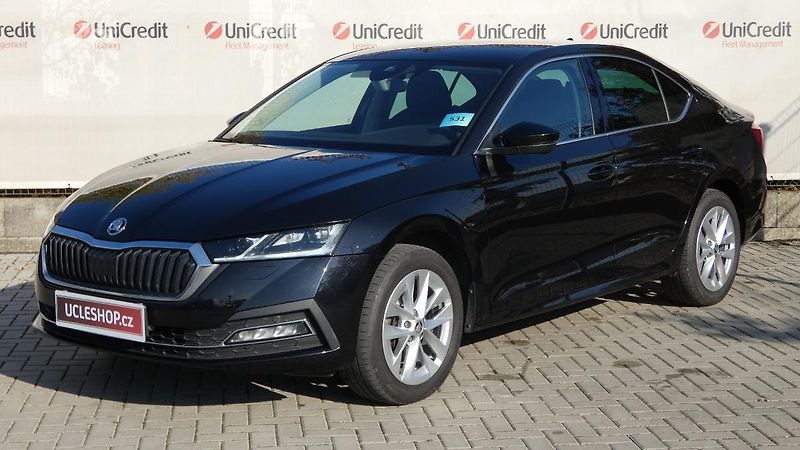 Škoda Octavia 2,0 TDI Style DSG 4X4 110 kW - fotka 1 z 28