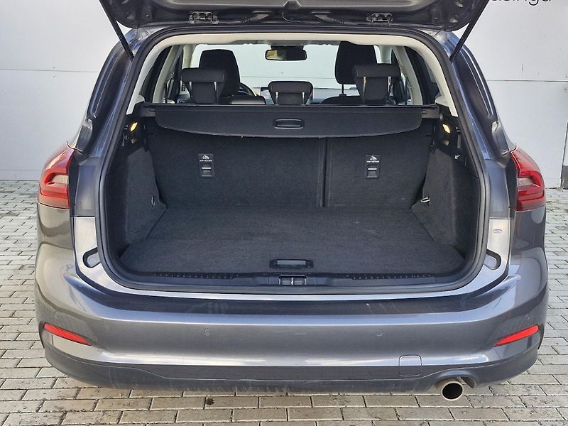Ford Focus IV Titanium 1,0 EcoBoost (92 - fotka 7 z 10