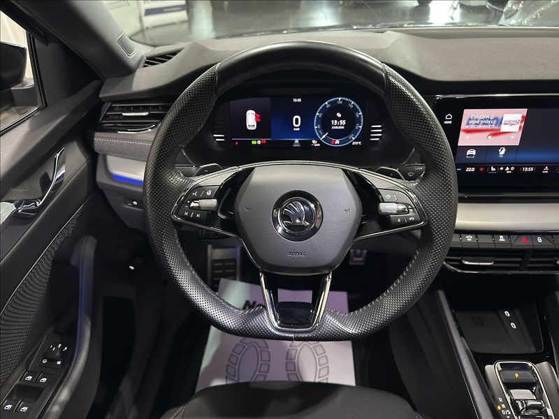 Škoda Octavia 2,0   TDI DSG REZERVACE - fotka 18 z 29