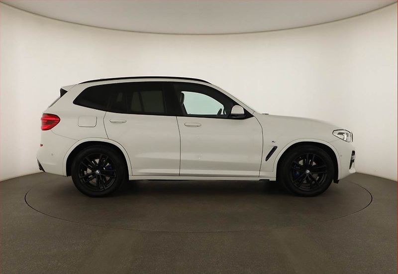 BMW X3 (2019) M Sport xDrive30d - fotka 6 z 20