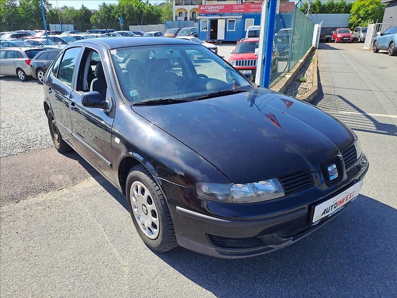 Seat Leon 1,4 i - fotka 2 z 13