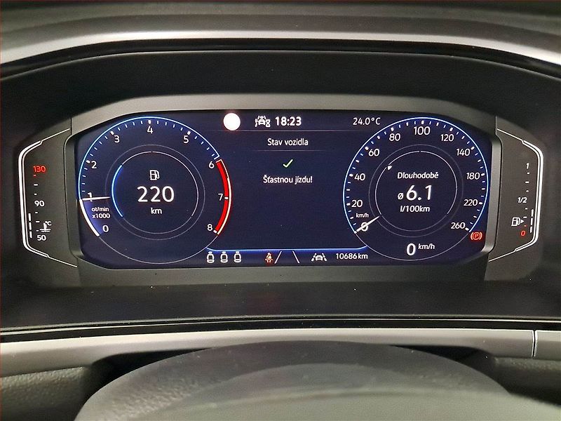 Volkswagen T-Roc (2025) 1.0 TSI - fotka 10 z 19