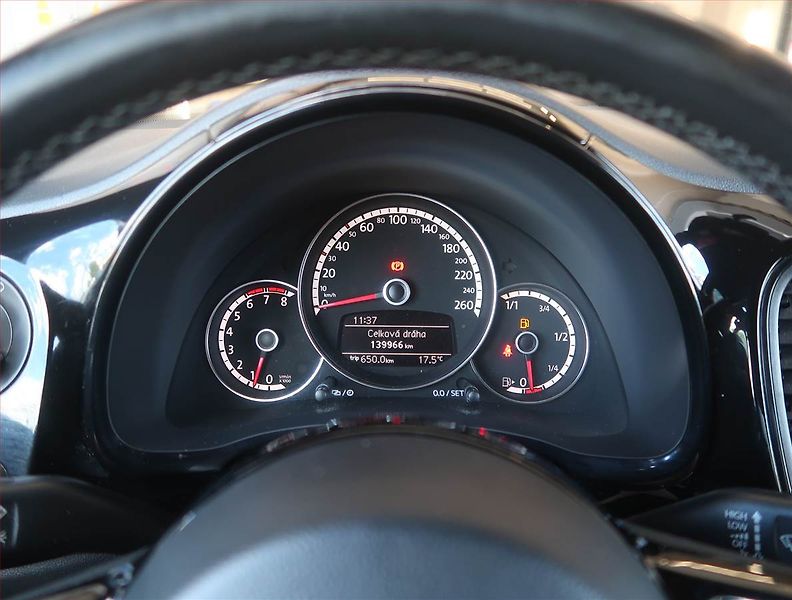 Volkswagen Beetle (2013) 1.2 TSI, Serv.kniha, Tempomat - fotka 11 z 16