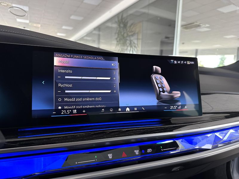 BMW i7 60 xDrive M-SPORT*Max.Výbava! - fotka 32 z 59