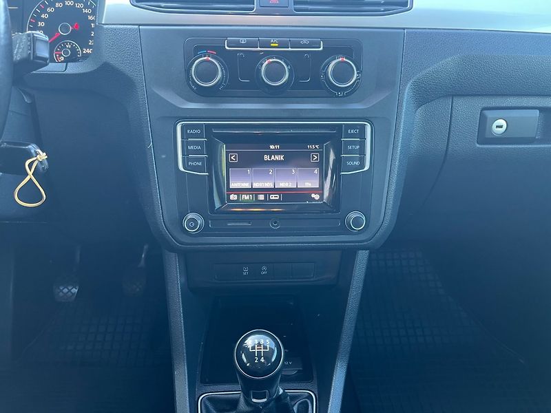 Volkswagen Caddy (2016) 2.0 TDi - fotka 10 z 28