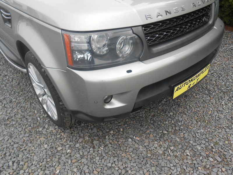 Land Rover Range Rover Sport 3.0D,180KW,4x4,XENONY,Tažné! - fotka 13 z 48