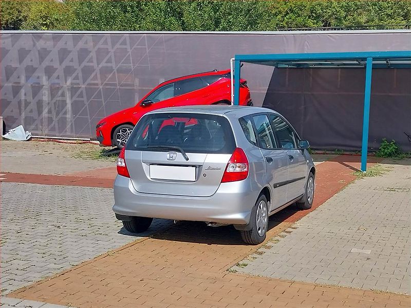 Honda Jazz (2005) 1.2 i-DSI, Serv.kniha, po STK - fotka 5 z 13