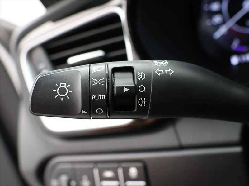 Kia ProCeed 1,6 T-GDI 150kW GT DCT DPH - fotka 19 z 34