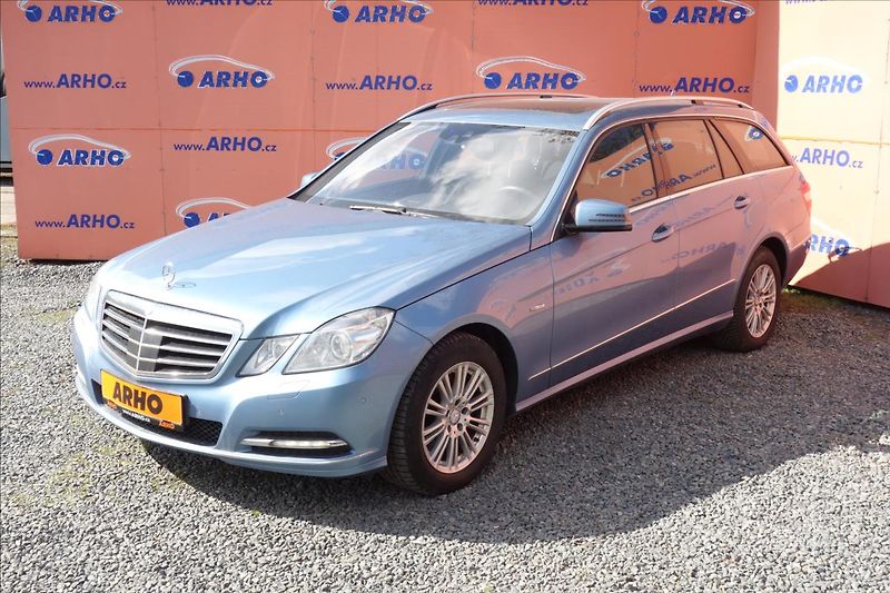 Mercedes-Benz Třídy E 350 CDi 195KW,ELEGANCE. - fotka 3 z 35