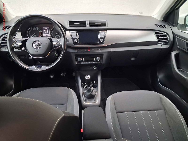 Škoda Fabia (2021) 1.0 TSi, 1.maj,ČR, Ambition - fotka 8 z 17