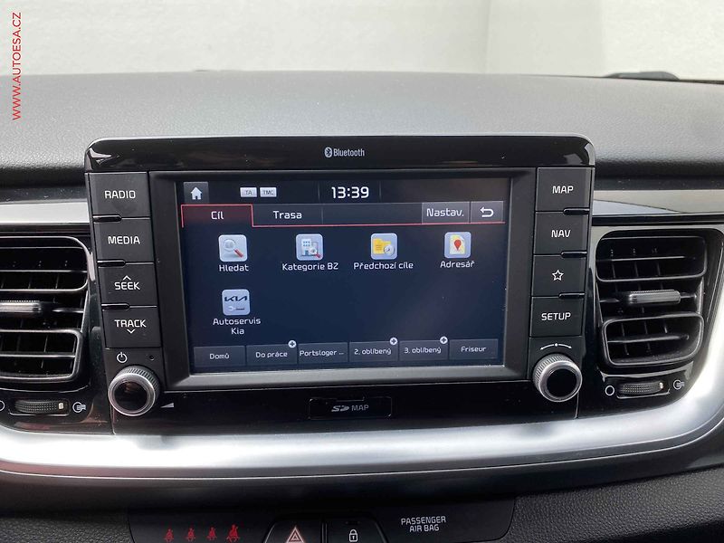 Kia Stonic (2020) 1.0 T-GDi, AC, navi, kamera - fotka 17 z 18