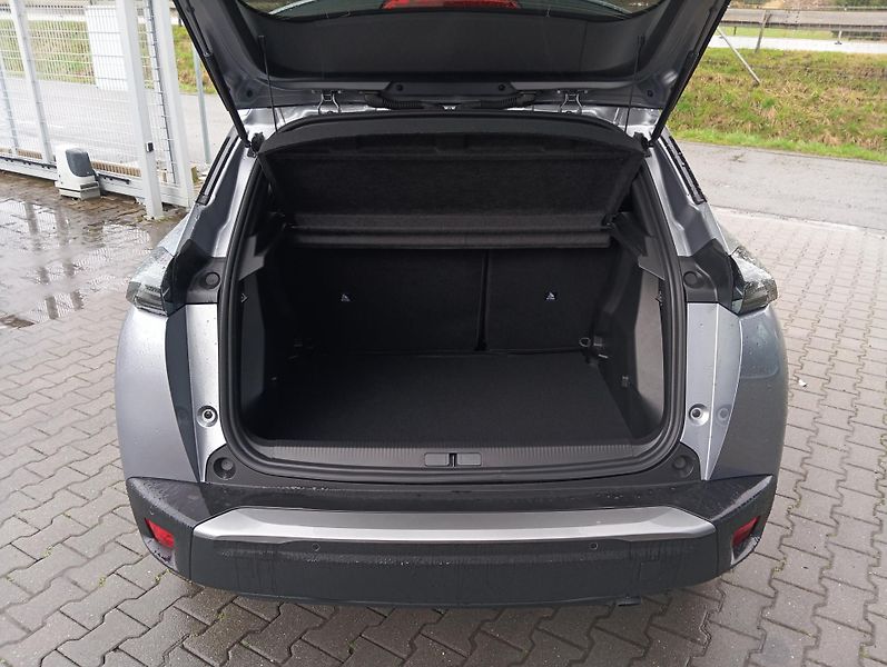 Peugeot 2008 (2026) BUSINESS Hybrid 110 e-DCS6 - fotka 15 z 16