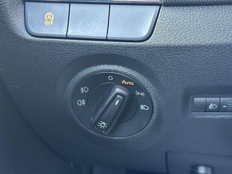 Škoda Fabia (2021) Combi 1.0 TSI Ambition + - fotka 15 z 24