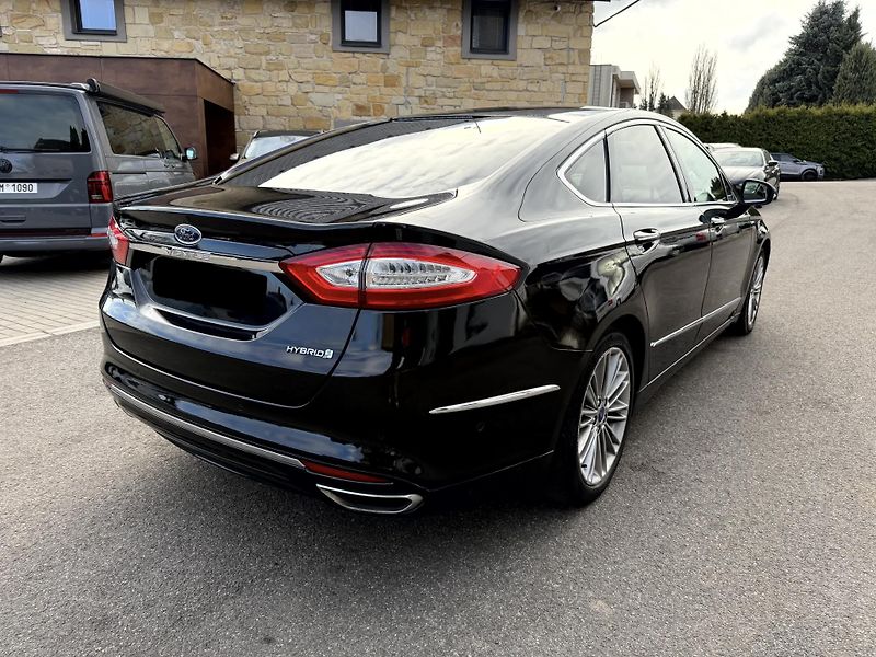 Ford Mondeo Vignale 2.0l hybrid 103 kW - fotka 6 z 21