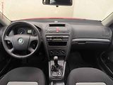 Škoda Octavia (2008) 1.4 16V, ČR, AC, park.čidla - náhled 8