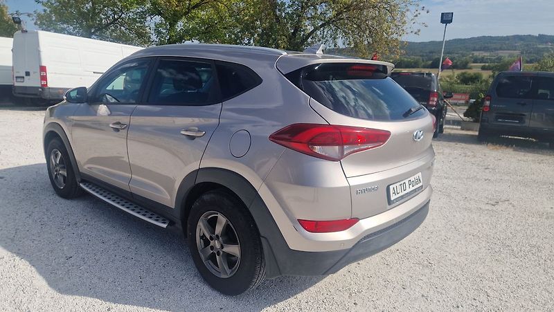 Hyundai Tucson 1,7 CRdi 16V - fotka 4 z 11