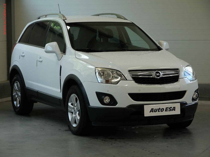Opel Antara (2015) 2.2 CDTi, AC, tempo, park - fotografie inzerátu