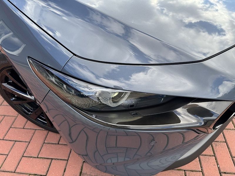 Mazda 3 (2019) 2.0i G122 LED Navi Bose Kamera - fotka 40 z 50