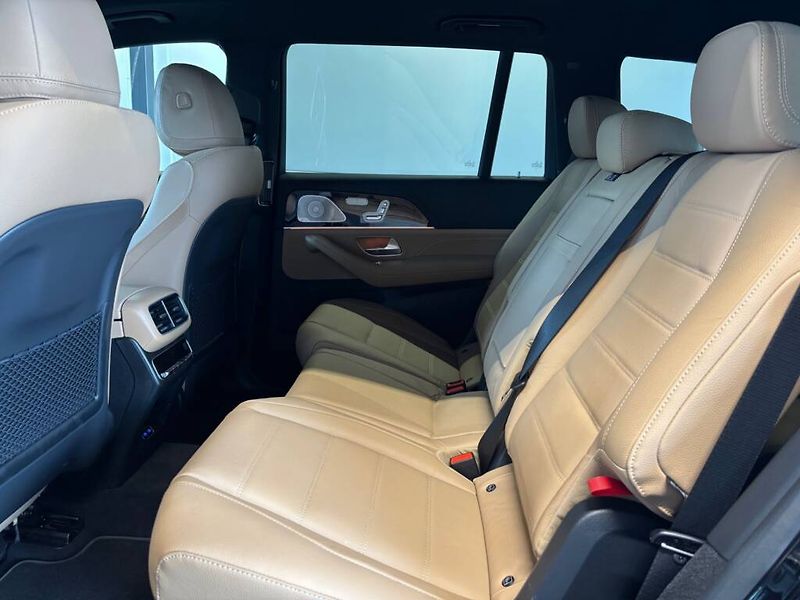 Mercedes-Benz GLS (2026) 350 d 4MATIC - fotka 3 z 6