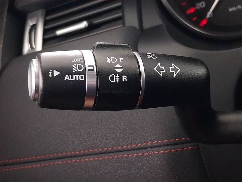 Land Rover Range Rover Evoque (2012) Si4, 4X4, Automat, Serv.kniha - fotka 21 z 22