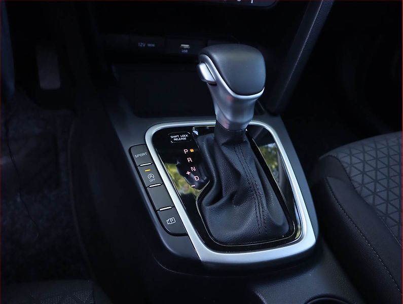 Kia Ceed (2024) Spin 1.5 T-GDI - fotka 16 z 23