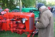 Ještě přidělat soutěžní číslo na Zetor 25 A.