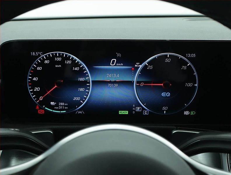 Mercedes-Benz EQB (2023) 250, SoH 97% - fotka 11 z 18