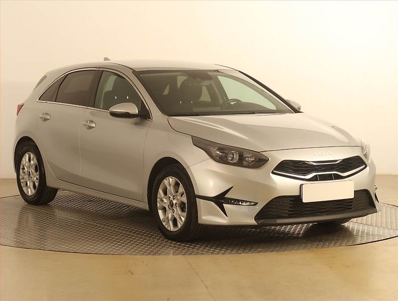 Kia Ceed (2024) Gold 1.5 T-GDI, Tempomat - fotografie inzerátu