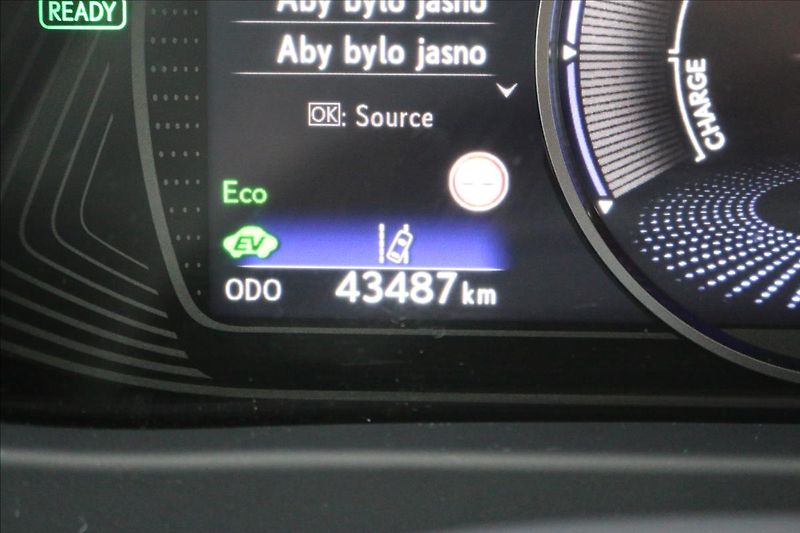 Lexus UX 250h 2,0 HEV, DSG, 1.Maj.  UX - fotka 31 z 64
