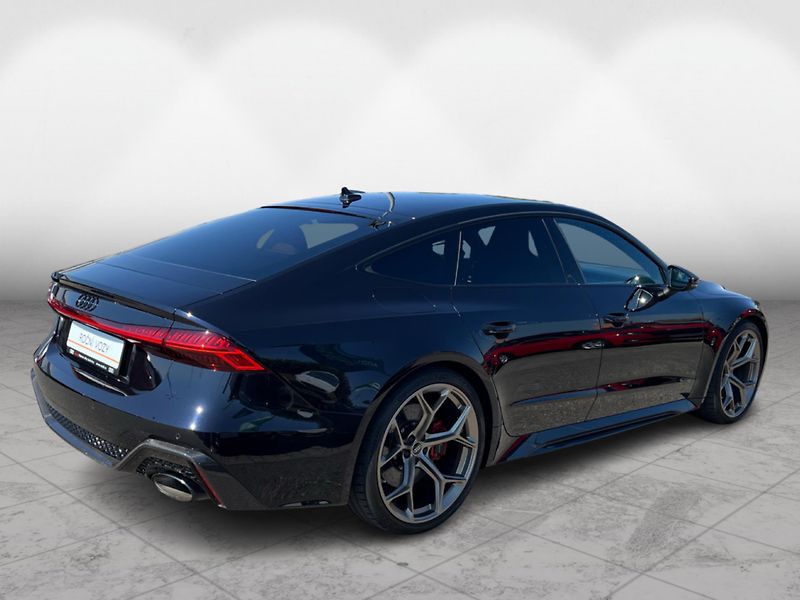 Audi RS 7 TFSI 463 kW quattro - fotka 2 z 26