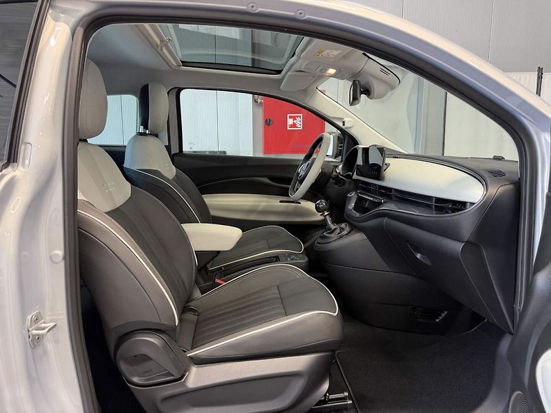 Fiat 500 (2026) La Prima Hybrid 1.0 BSG - fotka 21 z 24