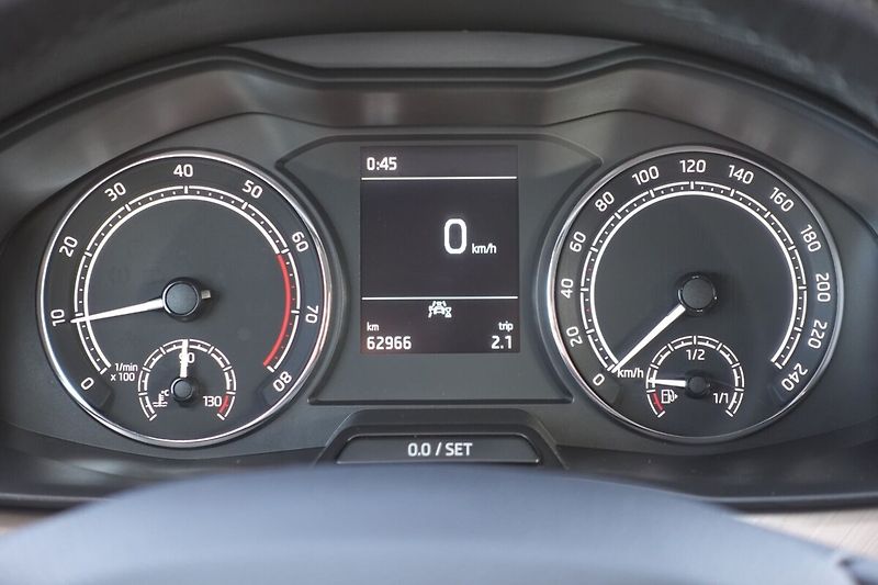 Škoda Kamiq 1.5TSI 110 kW Style - fotka 23 z 30