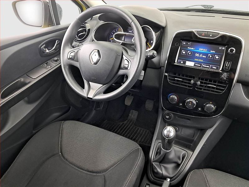 Renault Clio (2014) 0.9 TCe, ČR,1.maj, Tempomat - fotka 7 z 14