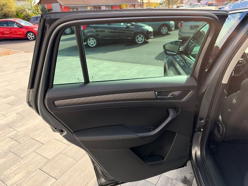 Škoda Kodiaq (2022) STYLE 2.0 TDI 110kW 4x4 DSG - fotka 12 z 35