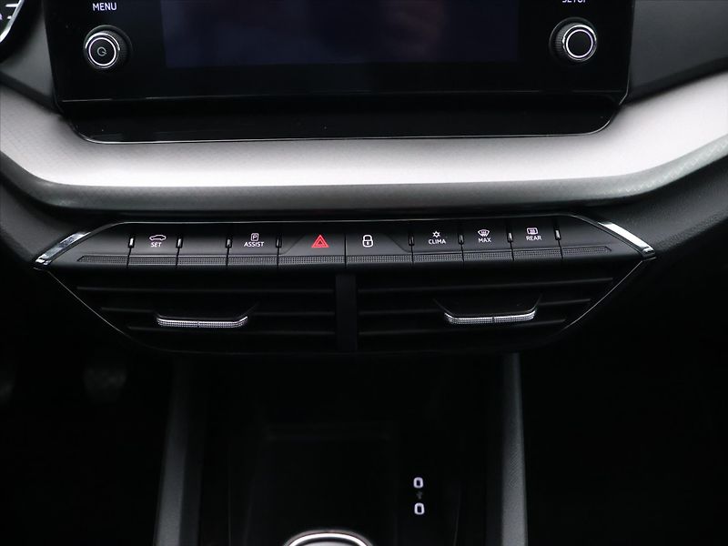 Škoda Octavia 2,0 TDI 85kW Ambition CZ DPH - fotka 21 z 31