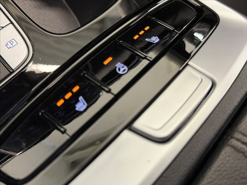 Hyundai Tucson 1,6 T-GDI SMART NAVI ALU18 - fotka 16 z 21