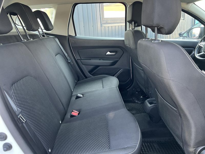 Dacia Duster 1.3TCe 4x4 PŮVOD ČR odp.DPH - fotka 24 z 34