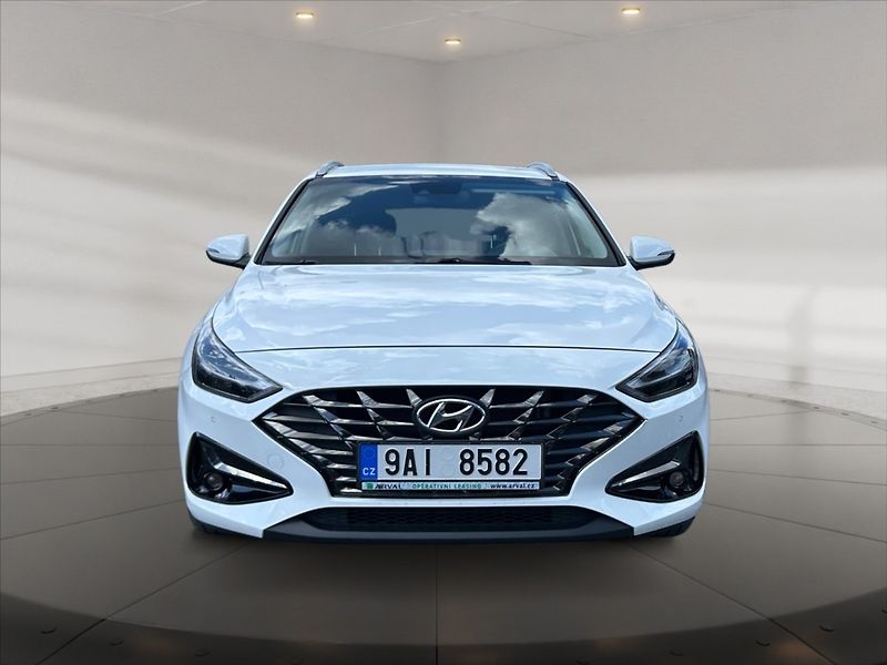 Hyundai i30 1,5 T-GDI Smart - fotka 2 z 11