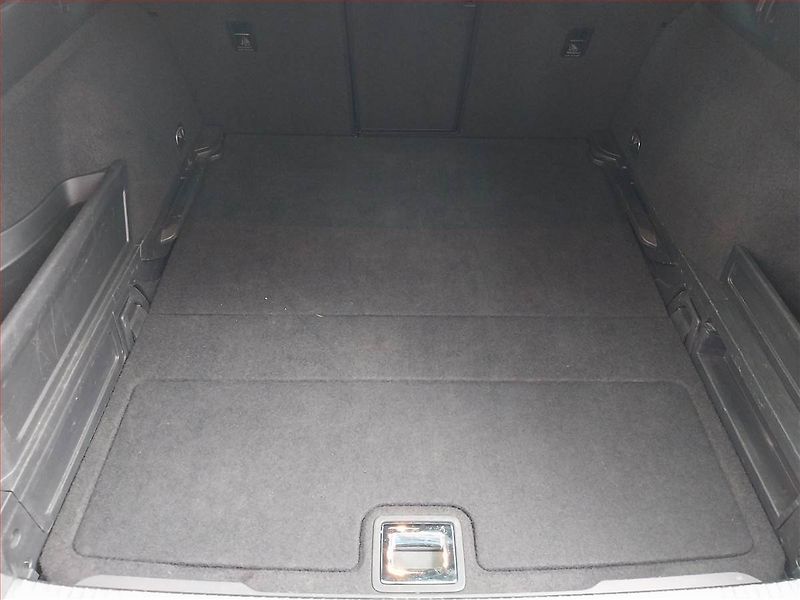 Volkswagen Passat (2019) 2.0 BiTDI - fotka 14 z 22