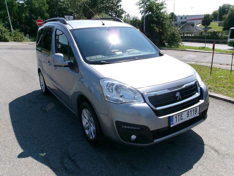 Peugeot Partner (2017) Tepee 1.6 VTi 88kW, KOUPENO ČR - fotka 4 z 12