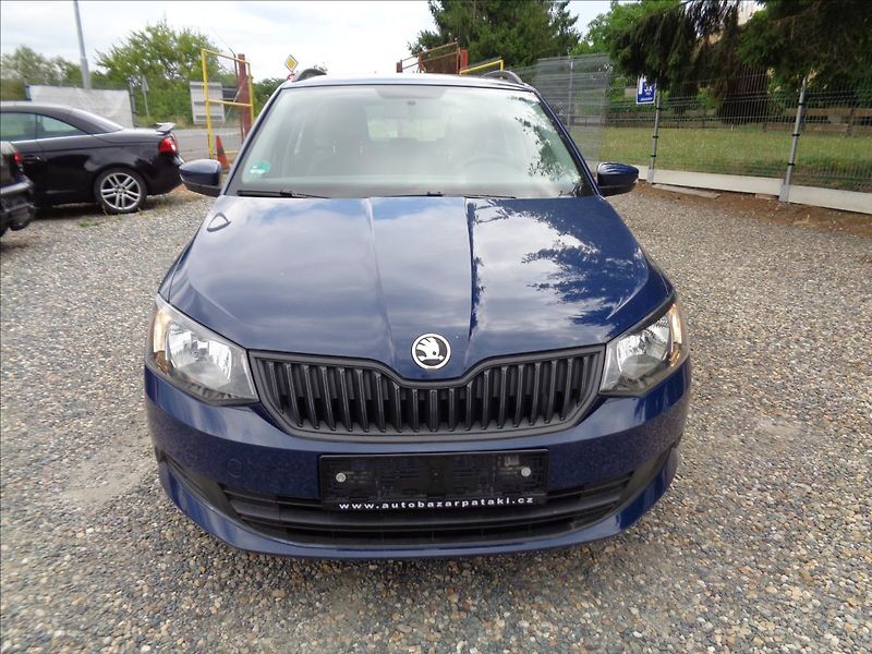 Škoda Fabia 1,0 - fotka 12 z 22