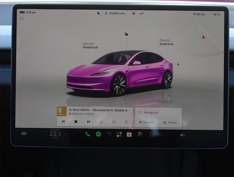 Tesla Model 3 (2024) Standard Range 60kWh - fotka 12 z 25