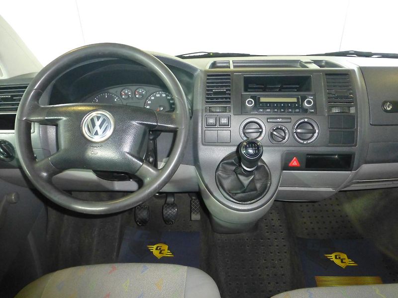 Volkswagen Transporter (2006) 2,5TDI*TAŽNÉ*6MÍST****4X4 !!! - fotka 14 z 22