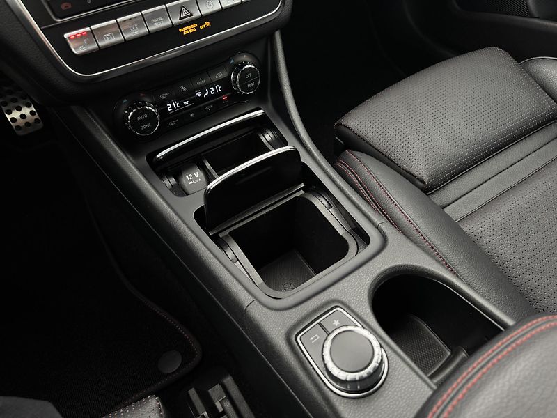 Mercedes-Benz GLA 220i*135kw*4x4*CZ*AMG - fotka 26 z 46