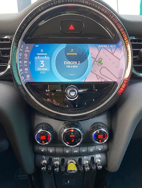 Mini Cooper (2022) SE 135 kW 2022 - fotka 10 z 18