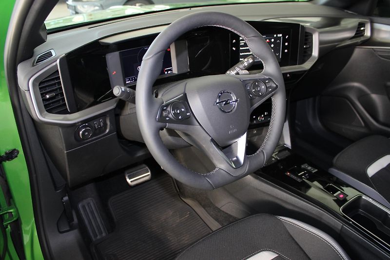 Opel Mokka (2024) 1.2 PureTech,aut,ČR,1.maj. - fotka 7 z 18