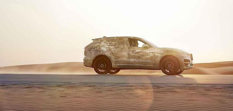 Jaguar F-Pace.