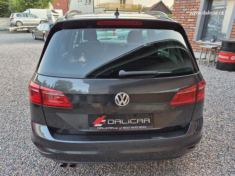 Volkswagen Golf Sportsvan (2016) 1.4TSi 92KW Comf.Line ALLSTAR - fotka 10 z 57