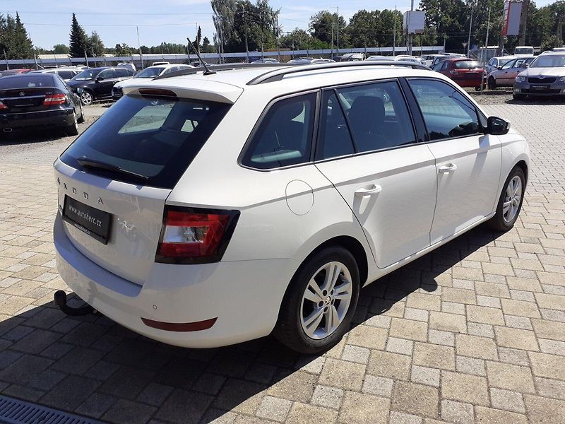 Škoda Fabia (2022) Kombi 1.0 TSi  ČR - fotka 4 z 31