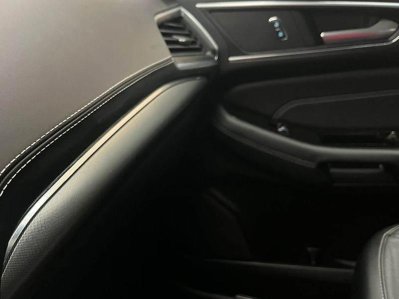 Ford Galaxy 2.5 HEV VIGNALE LED 7míst - fotka 59 z 77